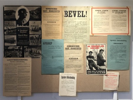 Duitse posters voor propaganda en mededelingen