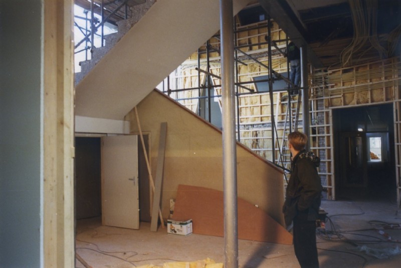 Verbouwing hal van De Heerenveense School, 1998 (13122)