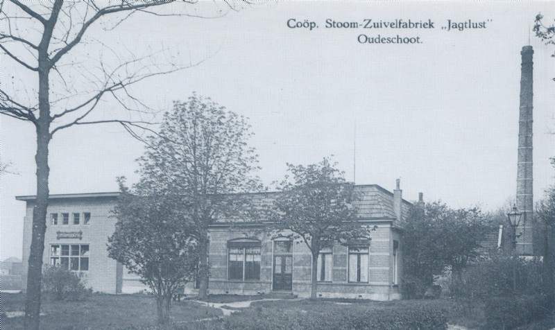 Coöperatieve Stoom-Zuivelfabriek "Jagtlust" te Oudeschoot aan de Heremaweg. Collectie MH07805